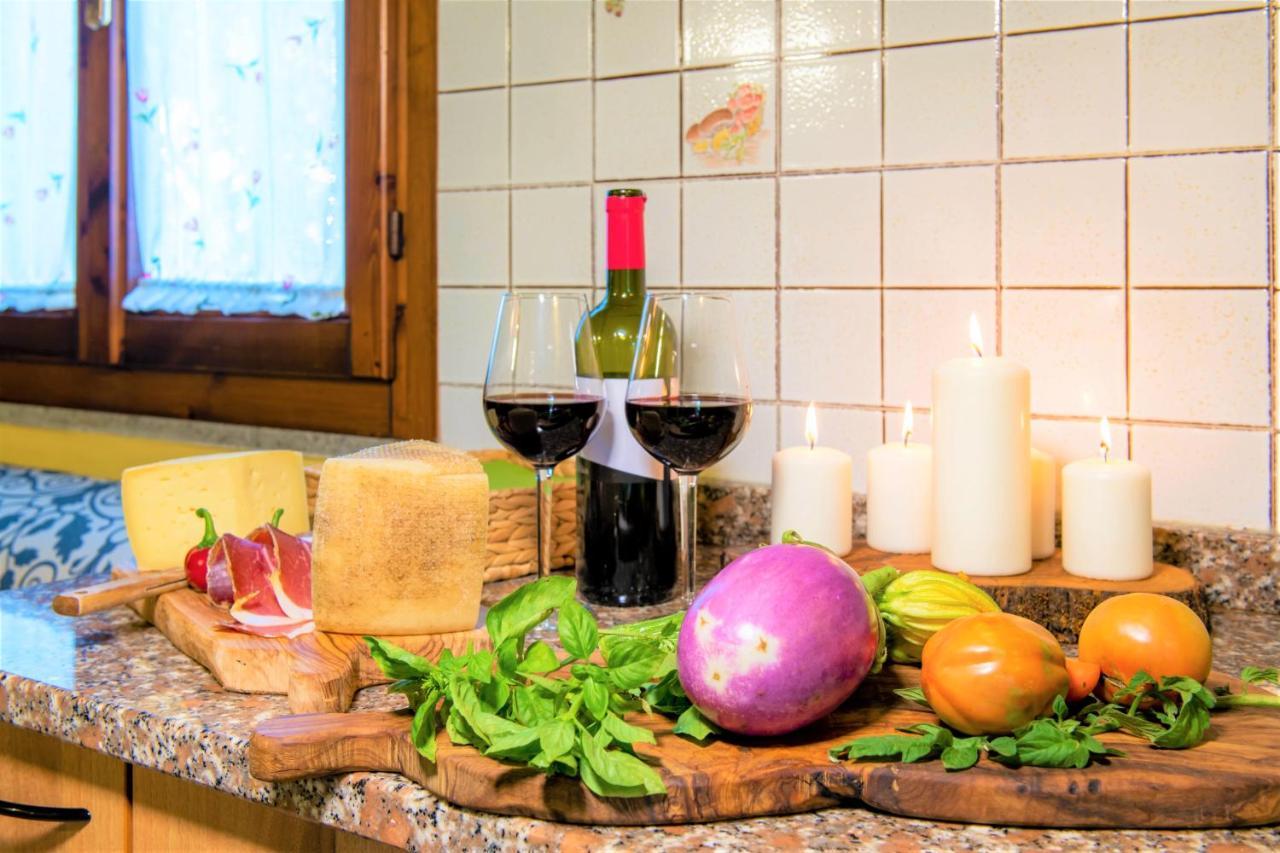 Hostly - Country House Donoratico - Only For Families Bagian luar foto